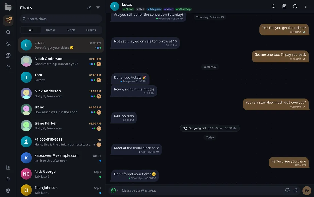The chat in the dark theme
